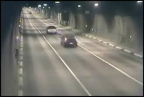 Cars driving in tunnel - Seems O.K.