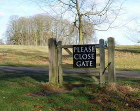 Please close gate - Why?