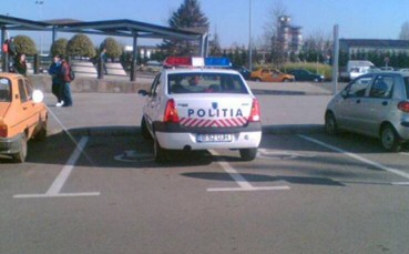 Police Park in Disabled Spot