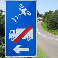 New road sign Sat Nav sends lorry drivers down impossibly narrow roads.