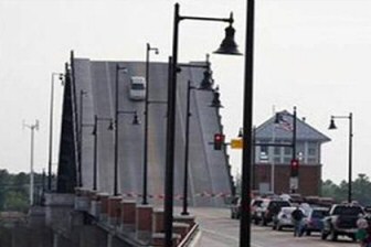 Woman Driver Stuck Bridge