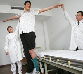 Zhao Linag - Worlds tallest man