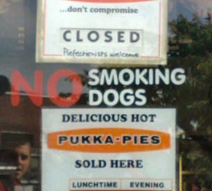 no smoking dogs sign