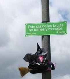 Halloween sign in spanish
