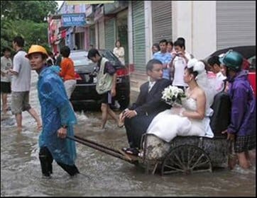 Wedding in Flood