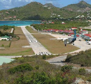 Plane tricky landing