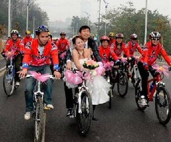 Chinese Wedding on Bikes
